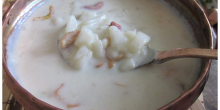 Rice noodle pudding (Paal Ada Paayasam)