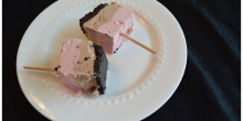 Summer Special: Strawberry and Chocolate Cream Cheese Ice cream Pops