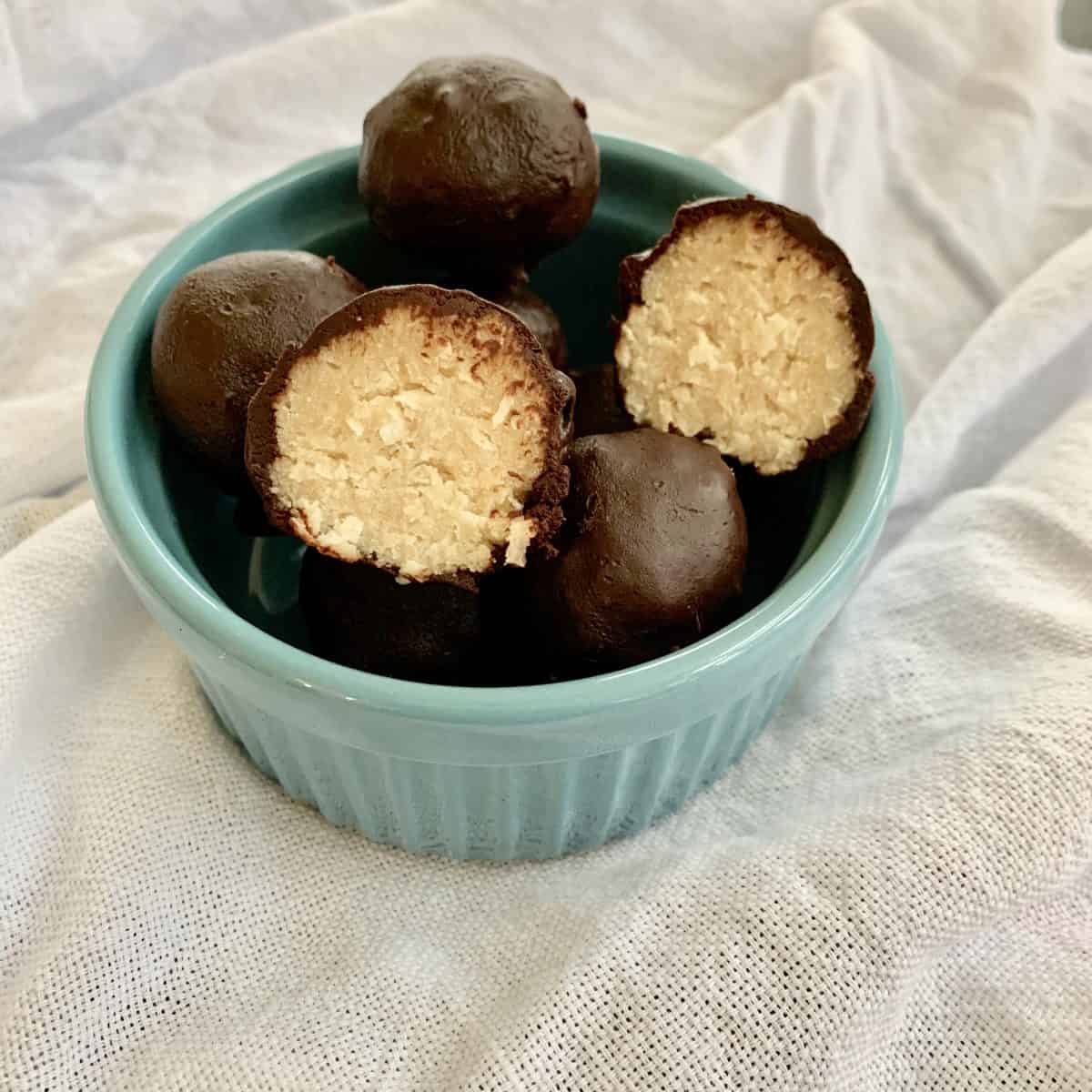 Paleo Chocolate Coconut Truffles (Paleo, AIP, Keto)