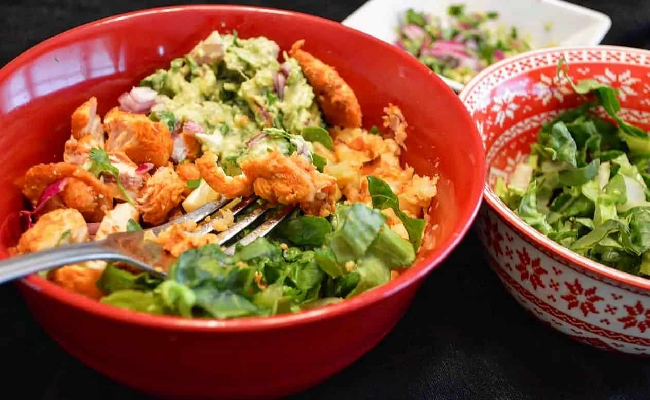 Chicken Burrito Bowl
Chicken Burrito Bowl is one of the regulars in my family weekly plan! My family eats white rice with it while I create my Paleo/AIP bowl using cauliflower rice. Recipes like these are what helped me to feed my family as well as stay on AIP! 

https://cook2nourish.com/2017/05/chicken-burrito-bowl-paleo.html

#autoimmunedisease #aip #autoimmuneprotocol #cook2nourish #dairyfree #aiprecipes #aipdiet #rheumatoidarthritis 
#glutenfree #nutfree #immunebooster #AIPfollow #autoimmuneawareness #dietistanutricionista #fitlife
